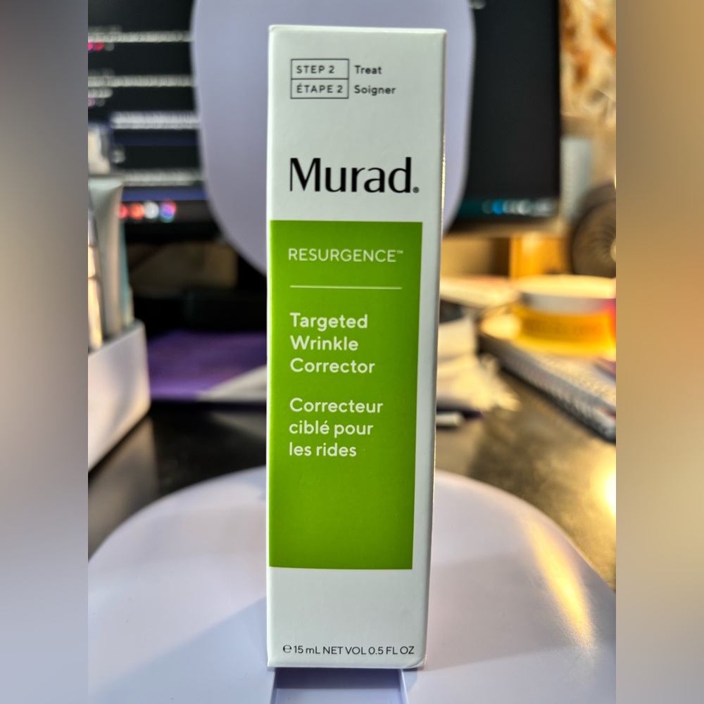 Murad Resurgence Wrinkle Corrector - for visibly smoothing and wrinkle reduction